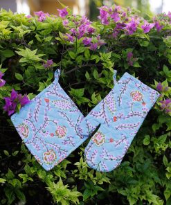 Climbing Dahlia Sky Blue Oven Mitt Set