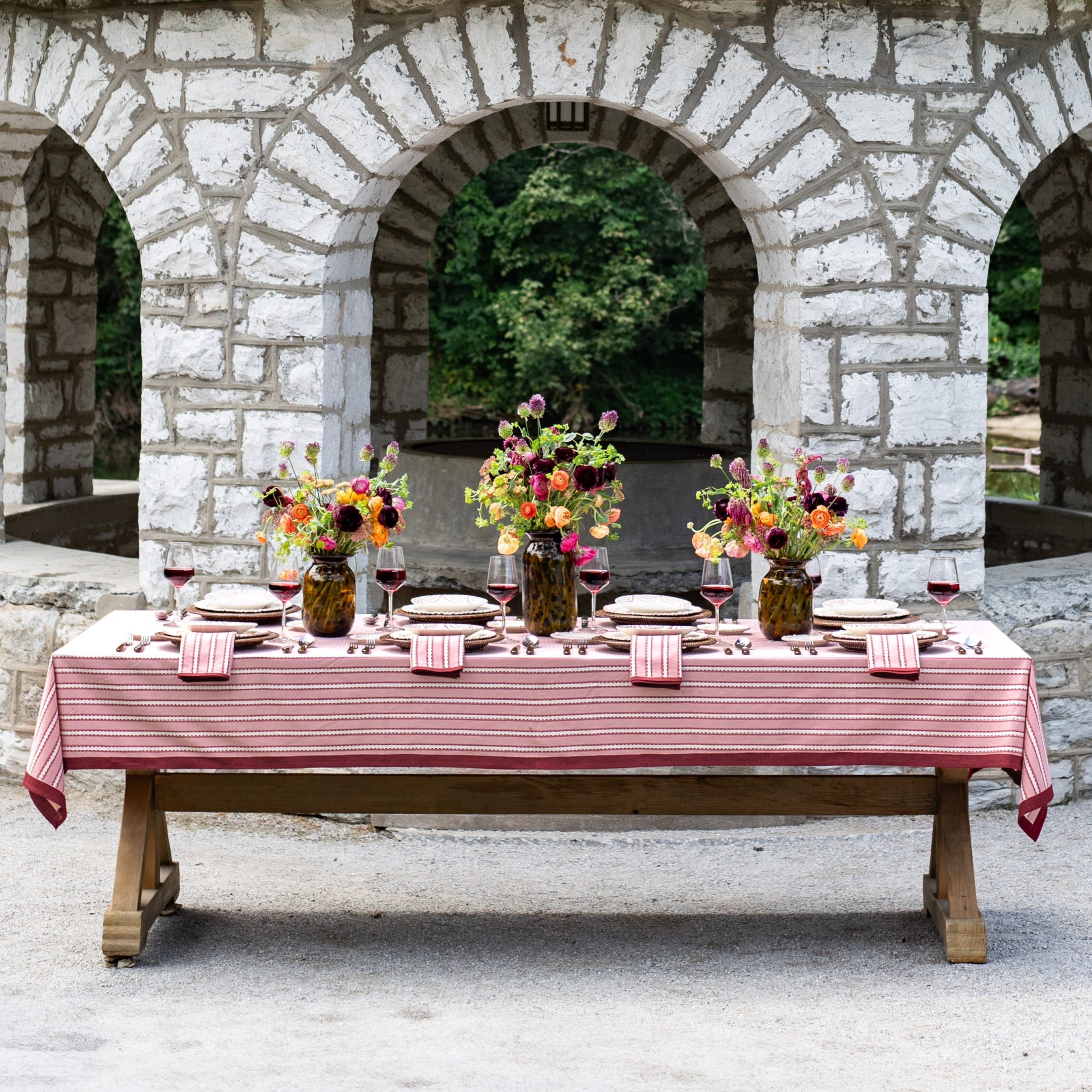 Dotted Stripe Rose Tablecloth