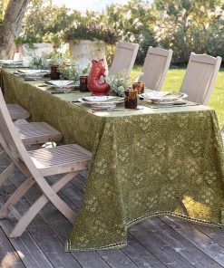 India Hicks Home Queen's Bloom Rum Tablecloth