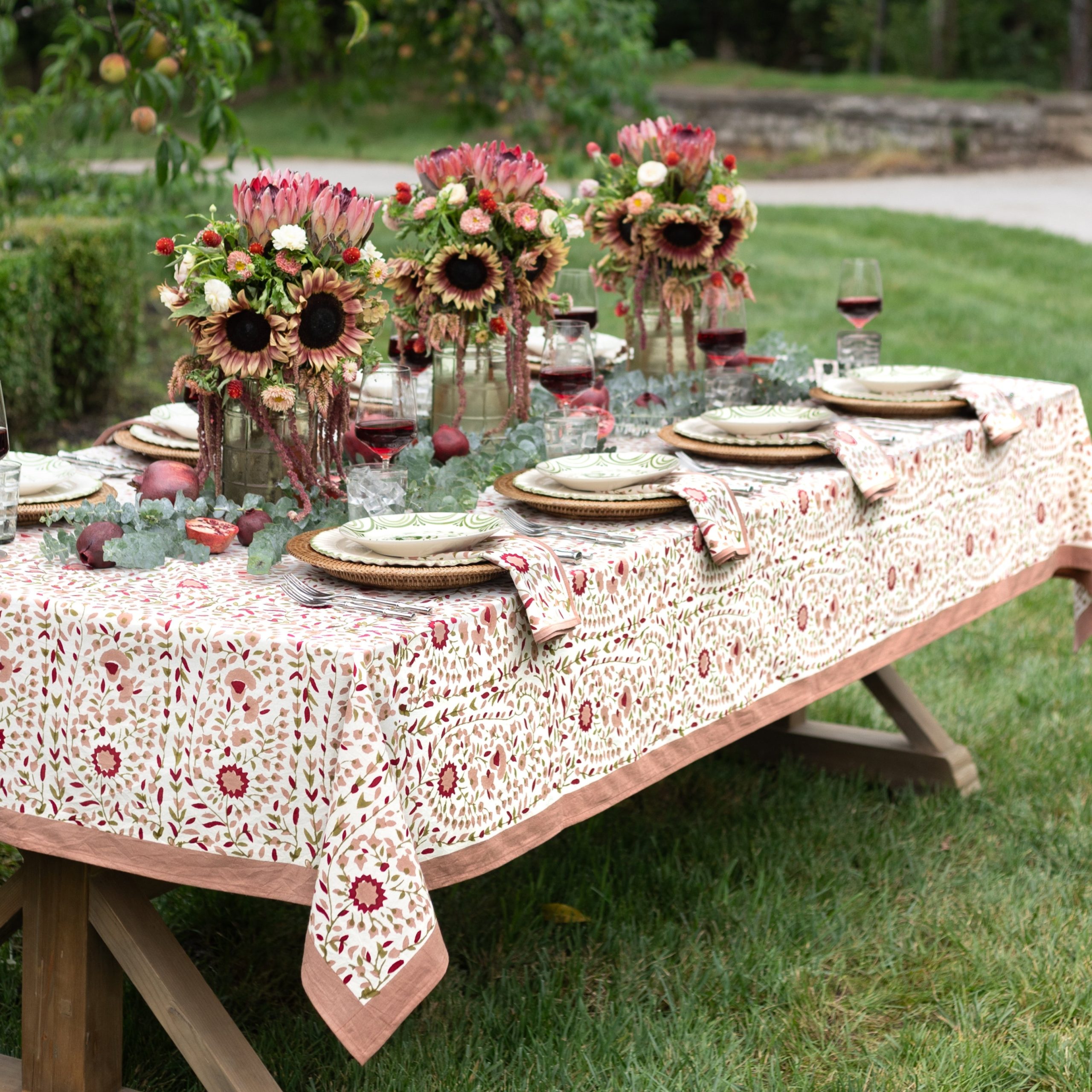 Starflower Fern & Blush Tablecloth